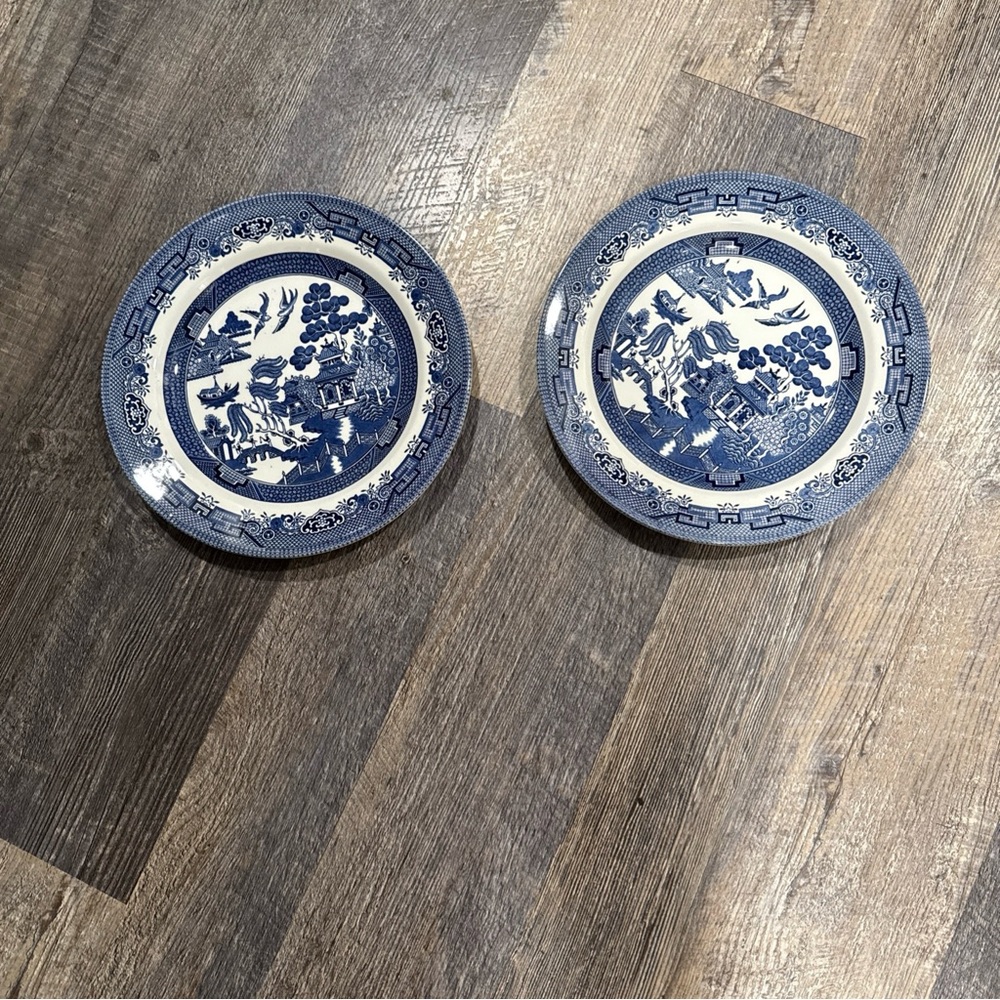 Blue and White Blue Willow stoneware Dinner Plates - Transferware Set- 2